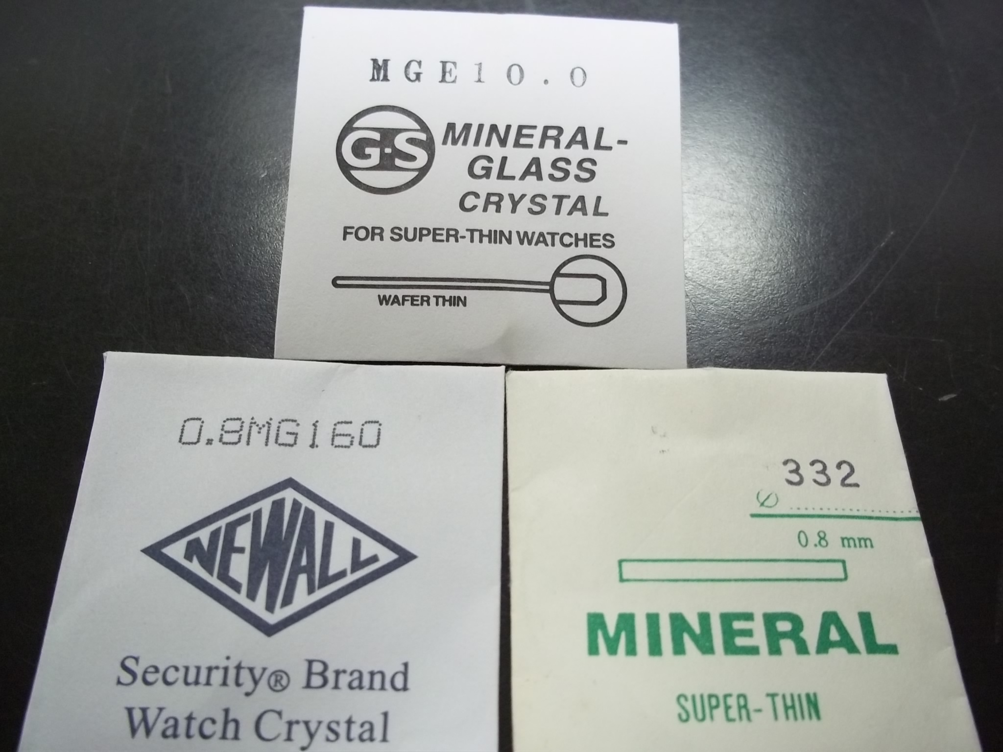 BMG312 31.2mm Round Flat Mineral Glass Crystal .8mm Thick  